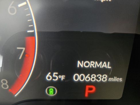 Used 2025 Honda Civic Sport image 29