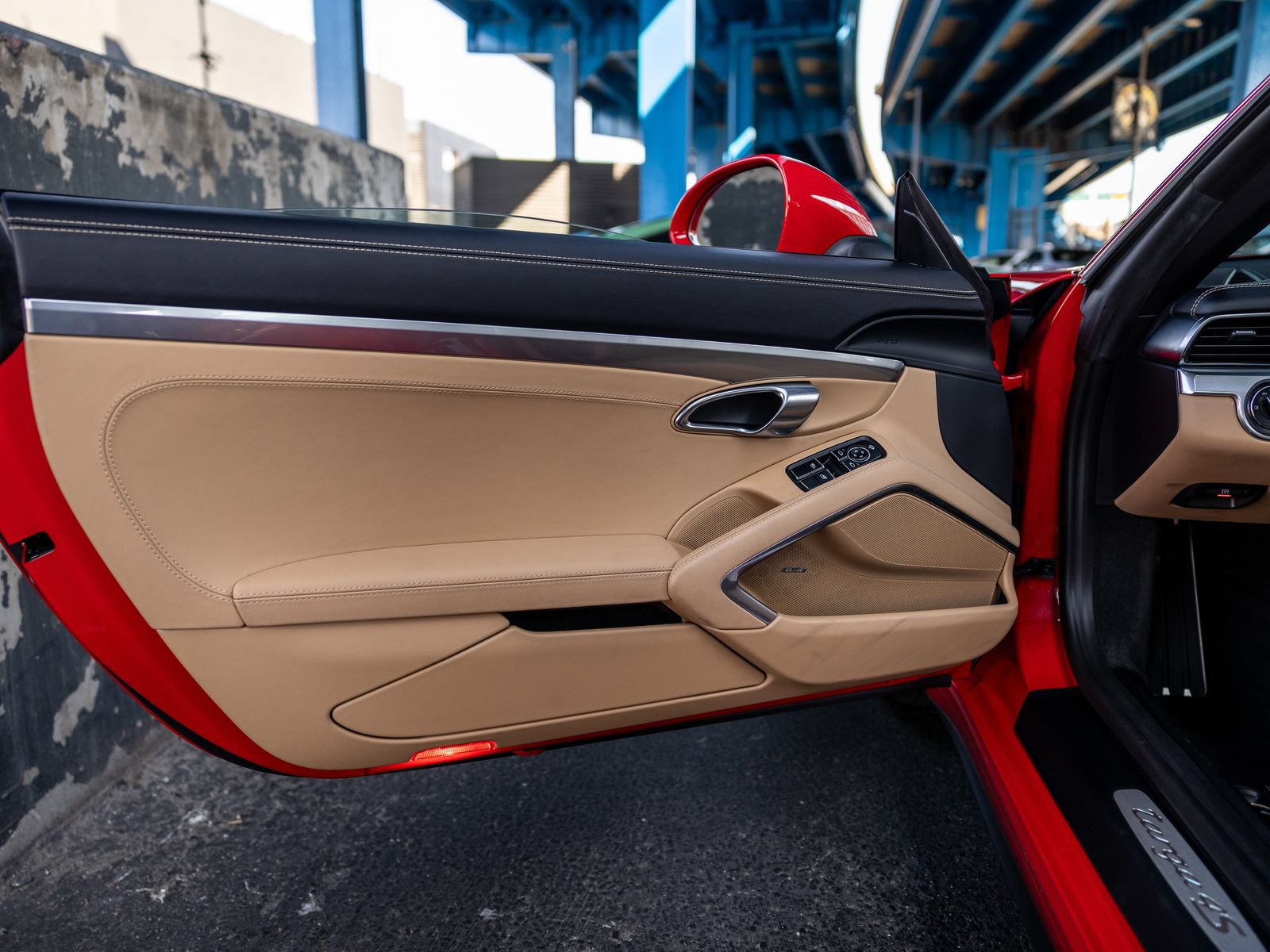Certified 2019 Porsche 911 Targa 4S AWD/4WD image 33