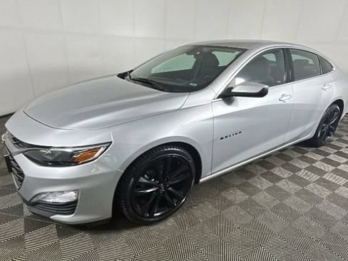 Used 2022 Chevrolet Malibu LT w/ Sport Edition FWD image 6