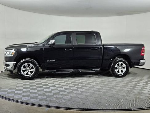 Used 2023 RAM 1500 Laramie AWD/4WD image 3