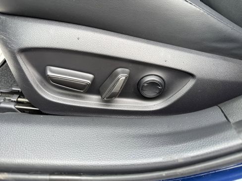 Used 2023 Toyota Prius XLE image 16