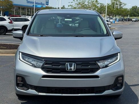 New 2026 Honda Odyssey EX-L image 3