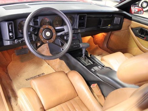 Used 1988 Pontiac Firebird Trans Am image 38