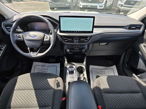 Used 2025 Ford Escape Active w/ Tech Pack #1 FWD image 3