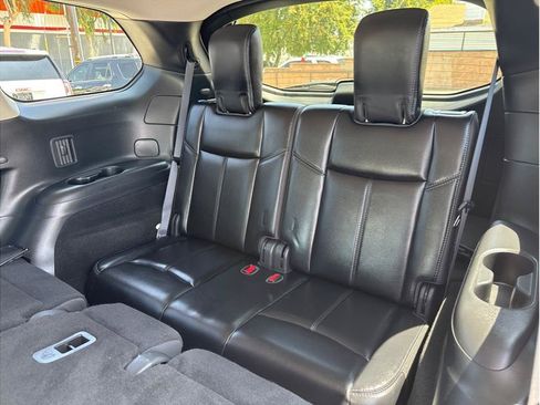 Used 2020 Nissan Pathfinder SL FWD image 21