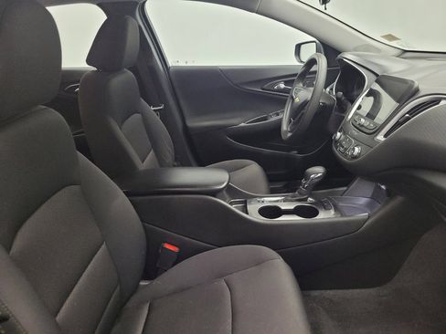 Used 2023 Chevrolet Malibu LS FWD image 21