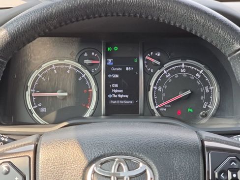 Used 2021 Toyota 4Runner Nightshade AWD/4WD image 29