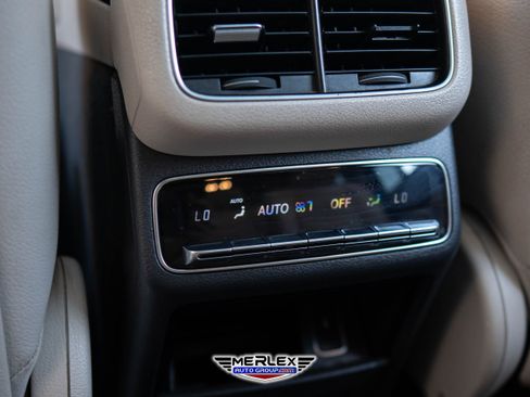 Used 2020 Mercedes-Benz GLS 450 4MATIC image 23