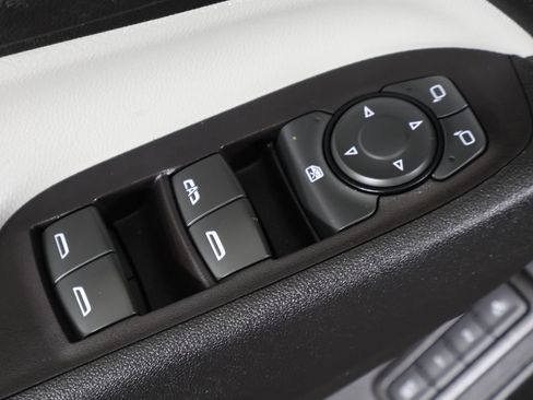 Used 2020 Chevrolet Equinox Premier FWD image 44