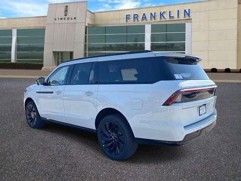 New 2026 Lincoln Navigator L Reserve w/ Jet Appearance Package AWD/4WD image 5