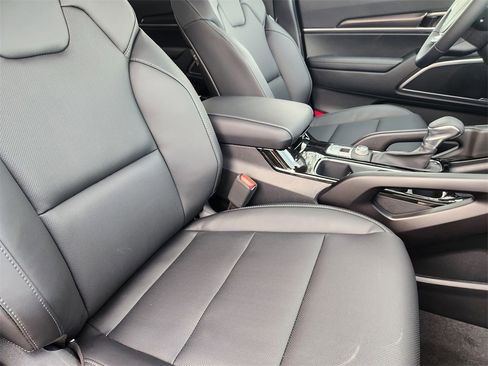 New 2025 Kia Telluride S image 10