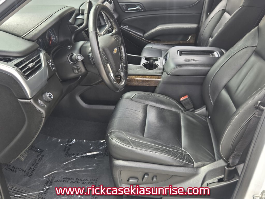 Used 2019 Chevrolet Tahoe LT w/ RST Edition RWD image 10