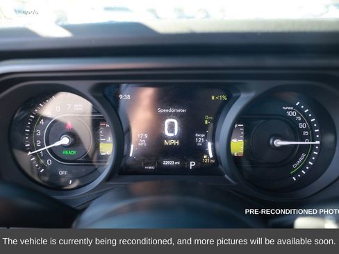 Used 2024 Jeep Wrangler Unlimited Rubicon 4xe w/ Technology Group image 16