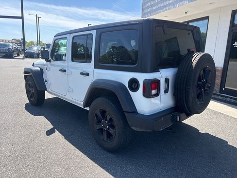 Used 2023 Jeep Wrangler Sport image 6