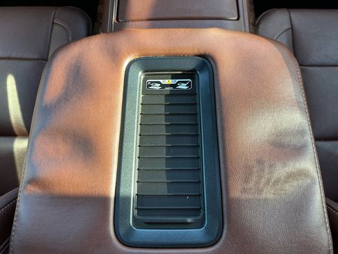 Used 2018 Chevrolet Tahoe Premier image 29