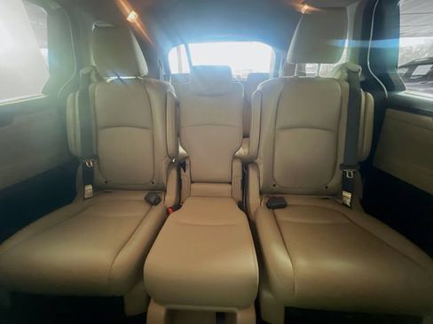 Used 2020 Honda Odyssey EX-L image 26
