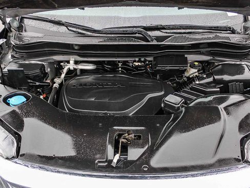 Used 2021 Honda Pilot EX image 24