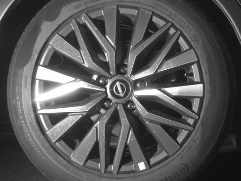 Used 2025 Nissan Altima 2.5 SV image 15