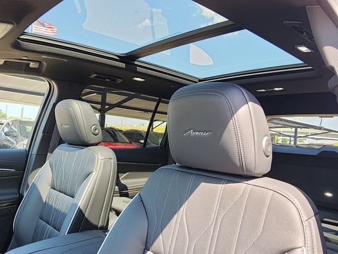 New 2026 Buick Enclave Avenir w/ Super Cruise Package image 17