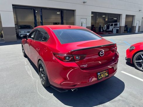 Used 2022 MAZDA MAZDA3 s AWD/4WD image 2