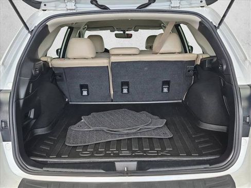Used 2019 Subaru Outback 2.5i Premium AWD/4WD image 6