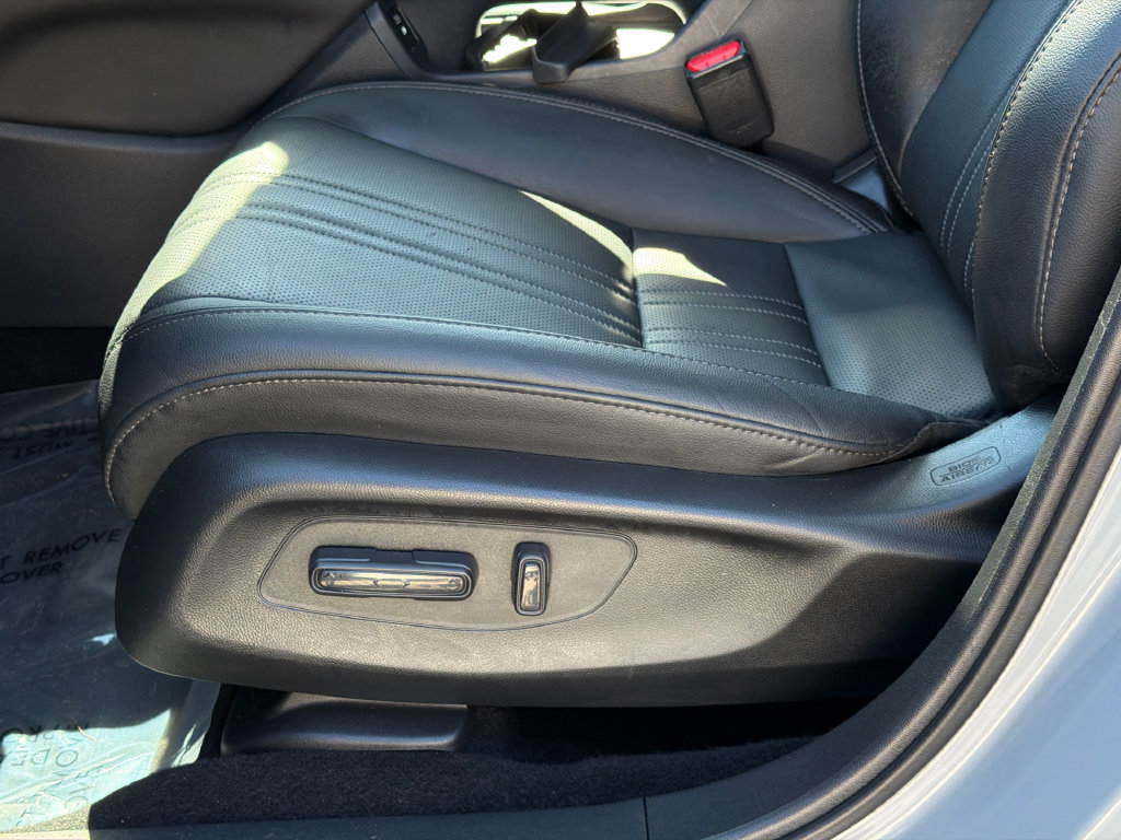 Used 2026 Honda HR-V EX-L image 16
