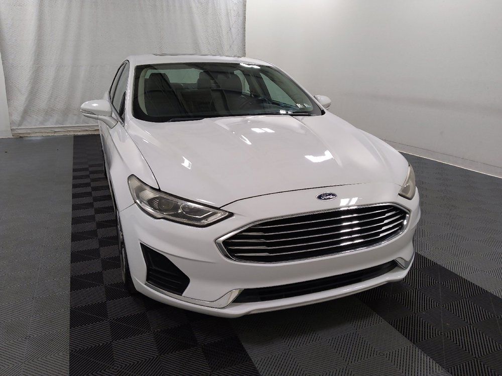 Used 2019 Ford Fusion SEL FWD image 14