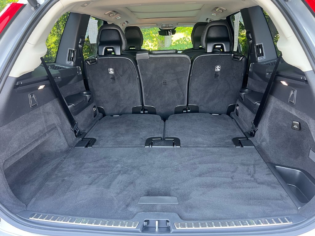 Certified 2024 Volvo XC90 B6 Plus w/ Protection Package AWD/4WD image 28
