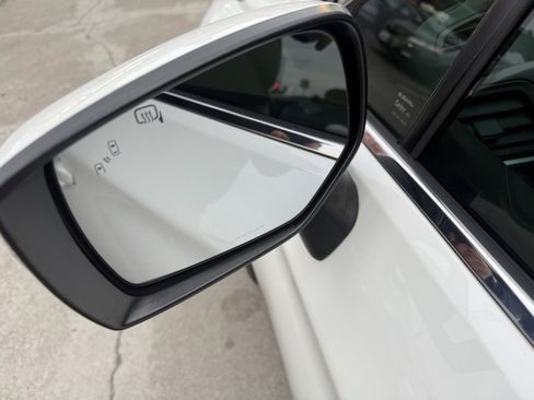 Used 2015 Subaru Legacy 2.5i Limited image 9