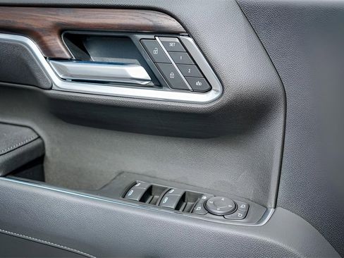 New 2026 GMC Sierra 1500 SLT image 20