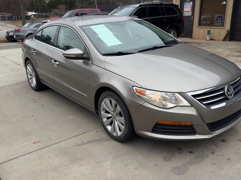 Used 2012 Volkswagen CC Sport image 11