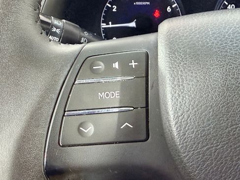 Used 2011 Lexus RX 350 2WD w/ Premium Pkg image 16