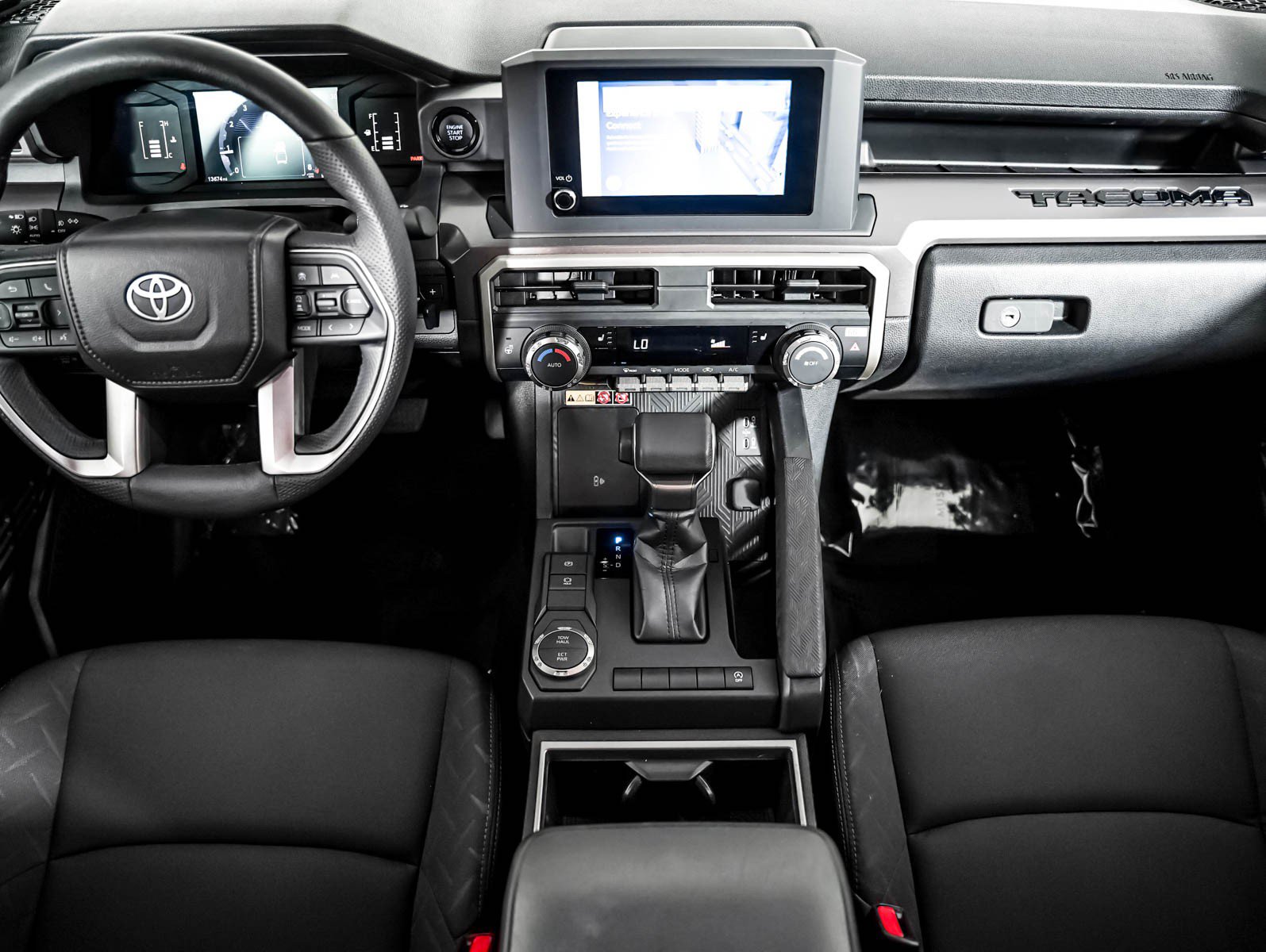 Used 2025 Toyota Tacoma SR5 RWD image 9