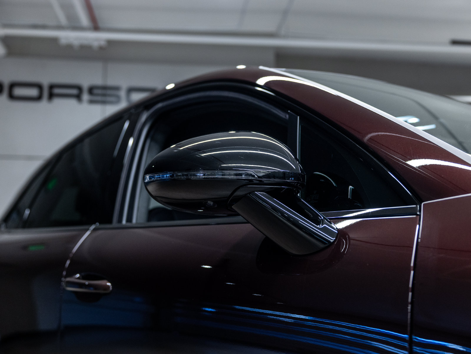 Certified 2024 Porsche Macan GTS AWD/4WD image 20