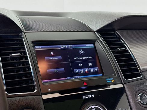 Used 2013 Ford Taurus SHO image 18