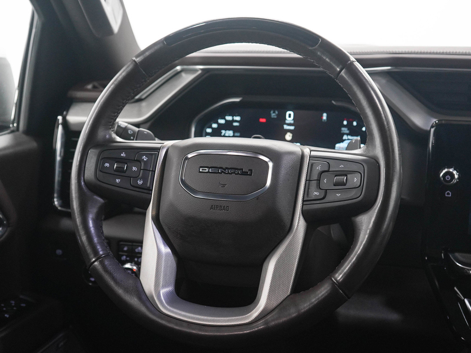 Used 2023 GMC Sierra 1500 Denali AWD/4WD image 17