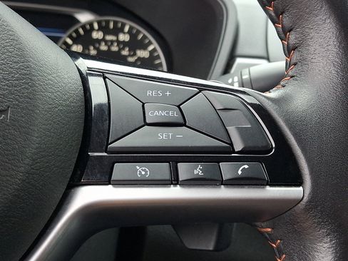 Used 2024 Nissan Altima 2.5 SR FWD image 25