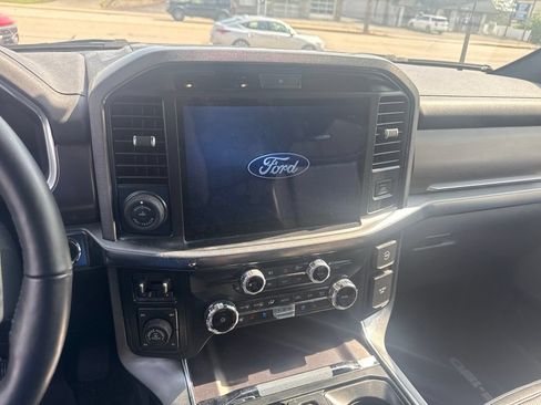 Used 2025 Ford F150 Platinum AWD/4WD image 17