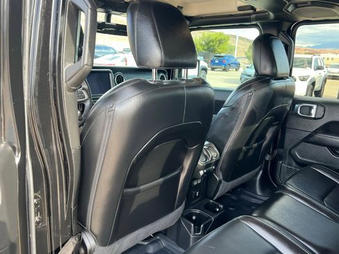 Certified 2021 Jeep Gladiator Overland w/ Popular Equipment Package image 20