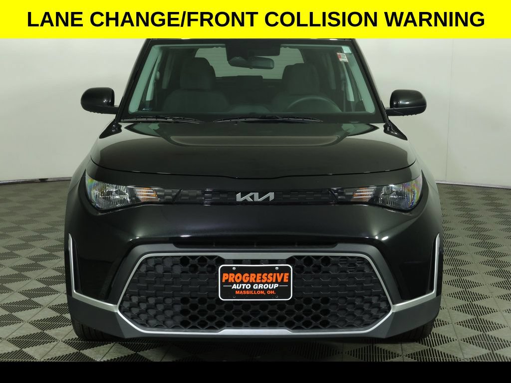 Used 2025 Kia Soul LX w/ LX Technology Package FWD image 7