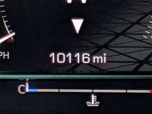 Used 2025 GMC Sierra 1500 Elevation w/ Preferred Package image 38