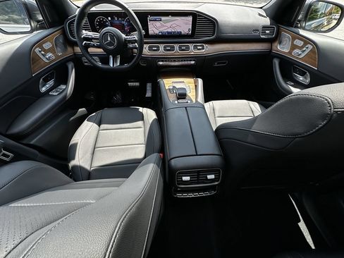 Certified 2025 Mercedes-Benz GLS 450 4MATIC w/ AMG Line Exterior image 28