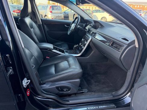 Used 2015 Volvo XC70 T6 w/ Protection Package image 10