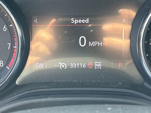 Used 2023 Buick Encore GX Preferred w/ Cold Weather Comfort Package AWD/4WD image 21