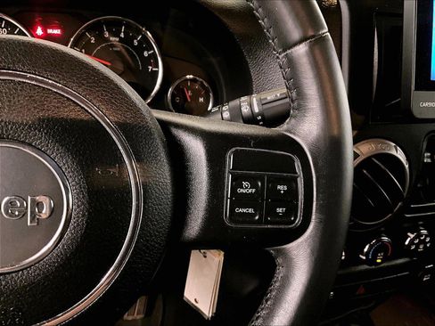 Used 2016 Jeep Wrangler Unlimited Sport w/ Quick Order Package 23S AWD/4WD image 18