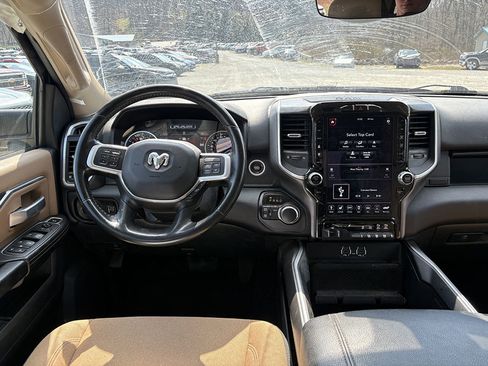 Used 2021 RAM 2500 Big Horn w/ Level B Equipment Group image 5