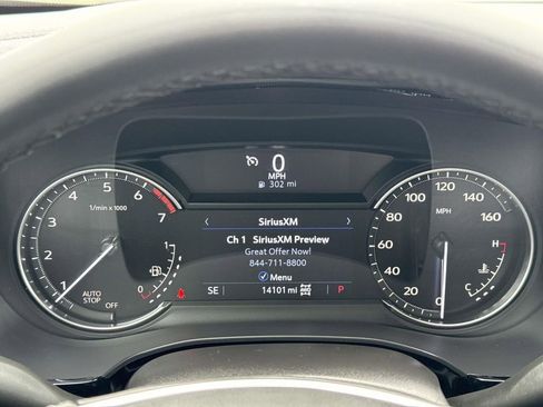 Used 2024 Cadillac XT5 Premium Luxury image 8