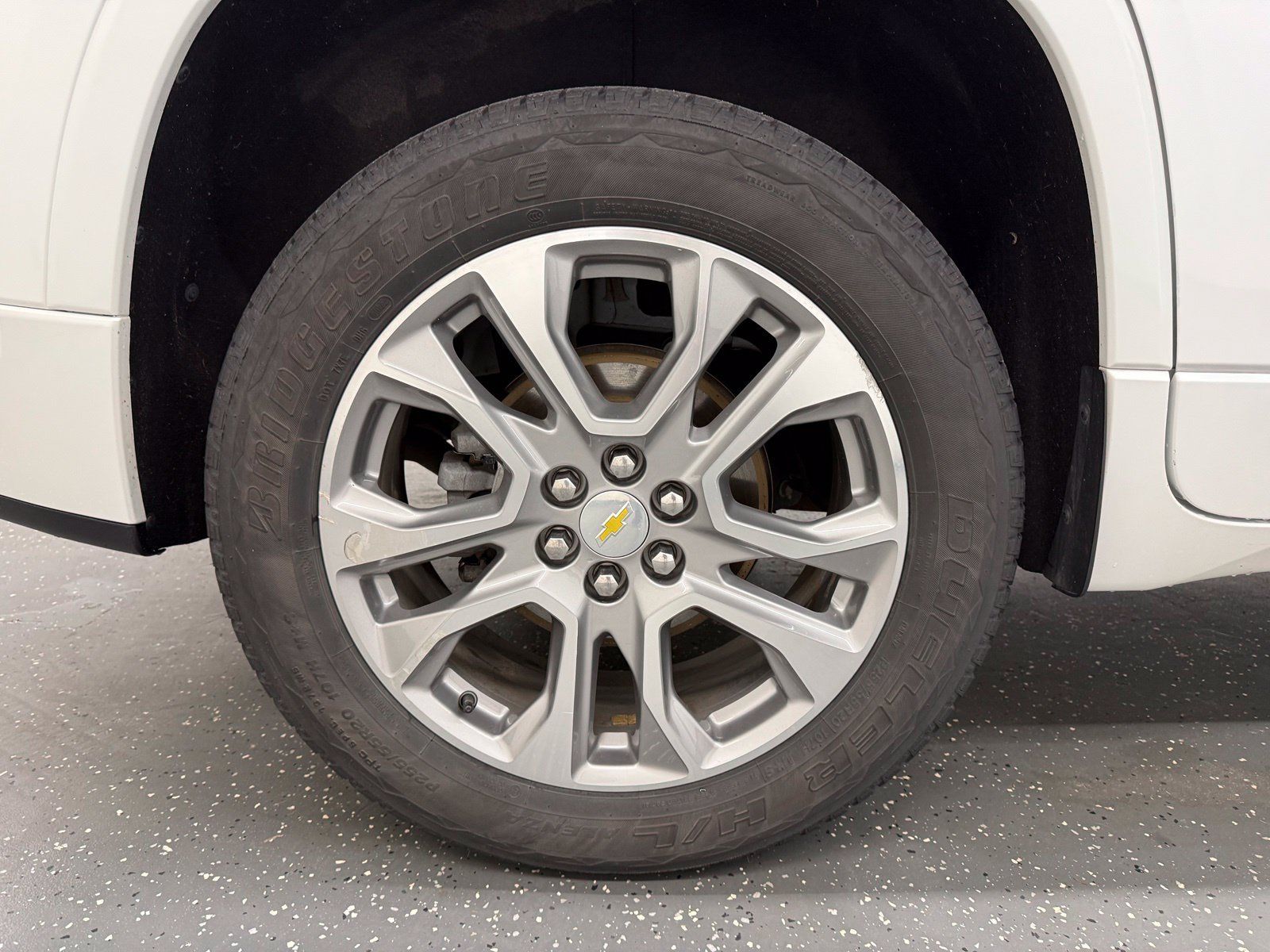Used 2021 Chevrolet Traverse Premier AWD/4WD image 20