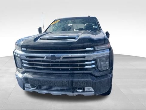 Used 2023 Chevrolet Silverado 3500 High Country image 3