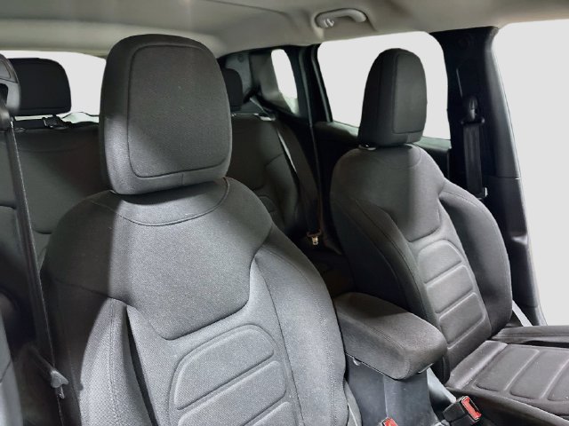 Used 2018 Jeep Renegade Latitude w/ Cold Weather Group FWD image 22
